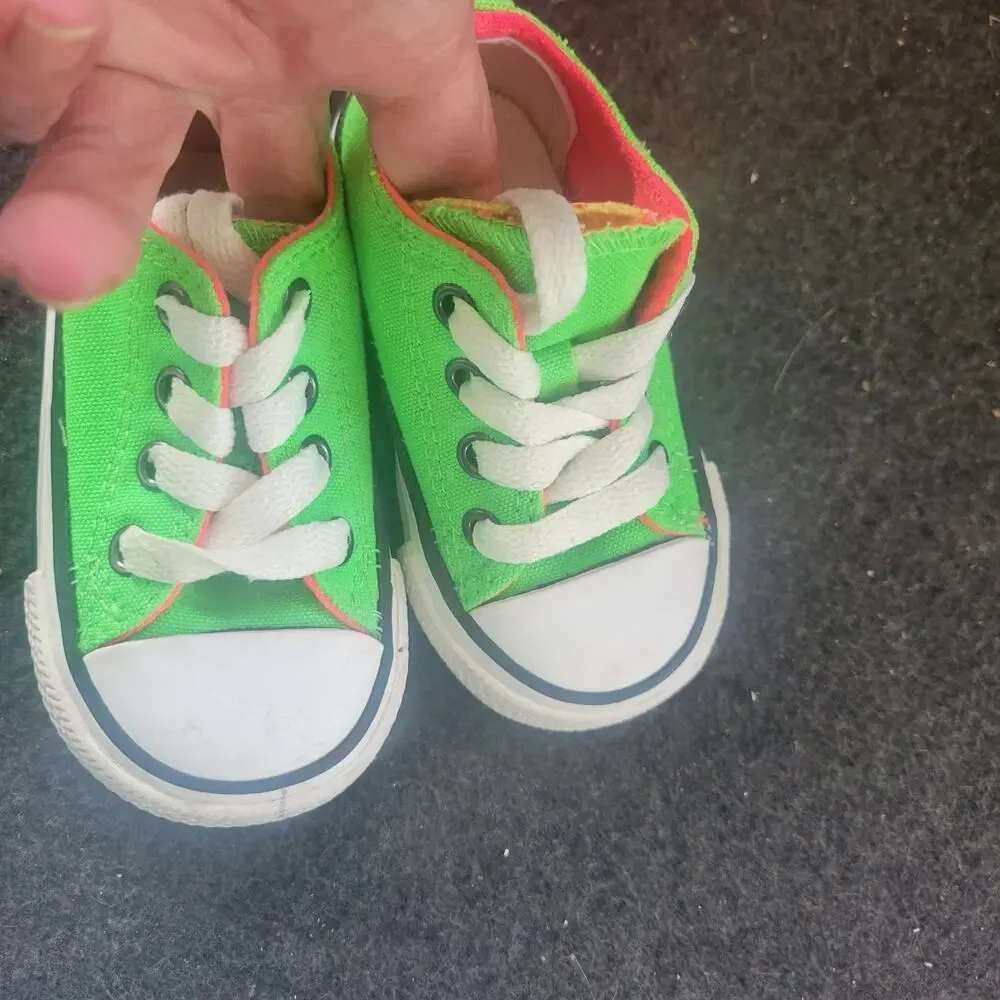 Converse All Star junior Chuck Size 4 Sneakers green‎ Canvas Low Top Shoes